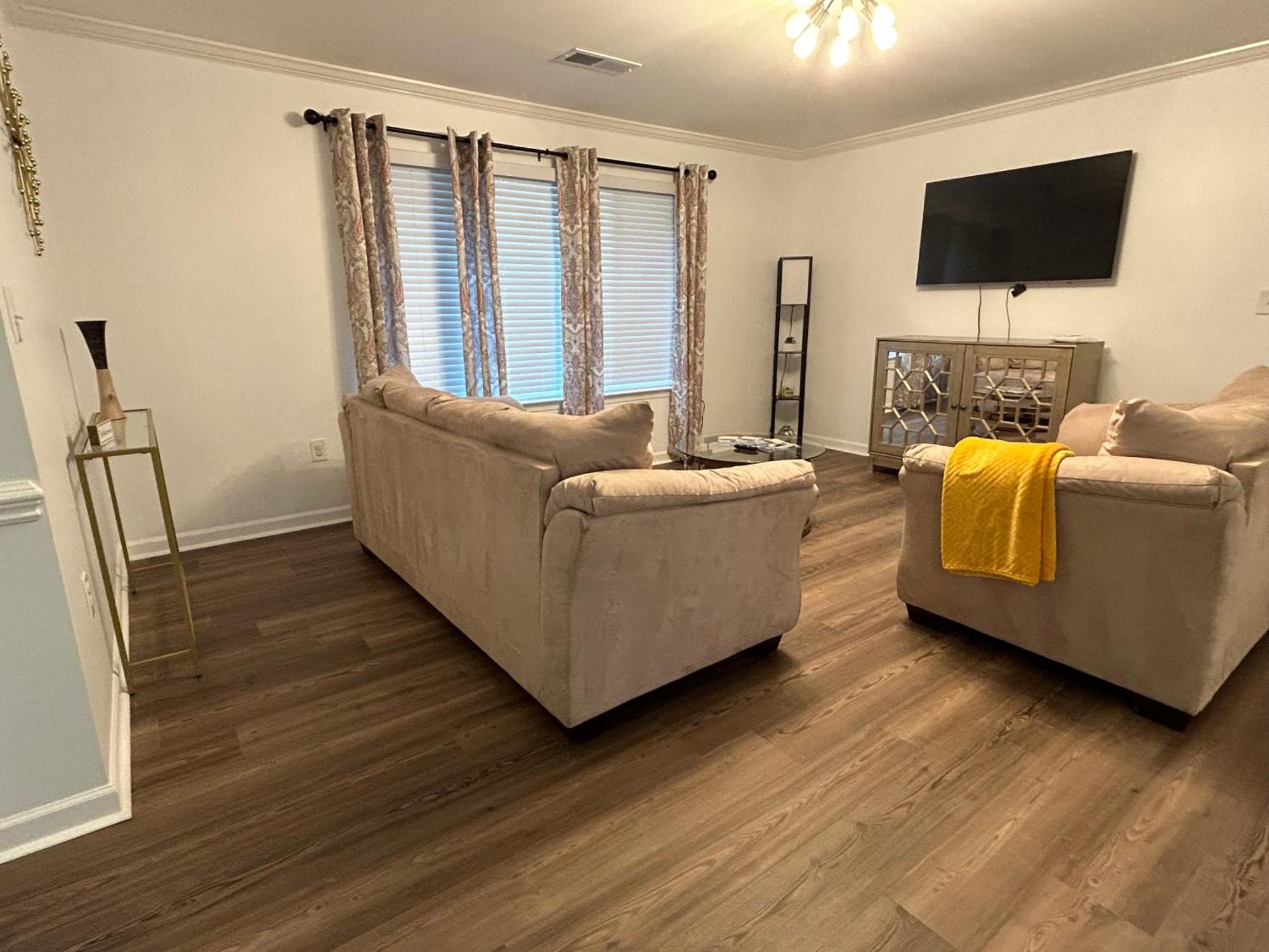 The Noble At Albemarle Apartamento